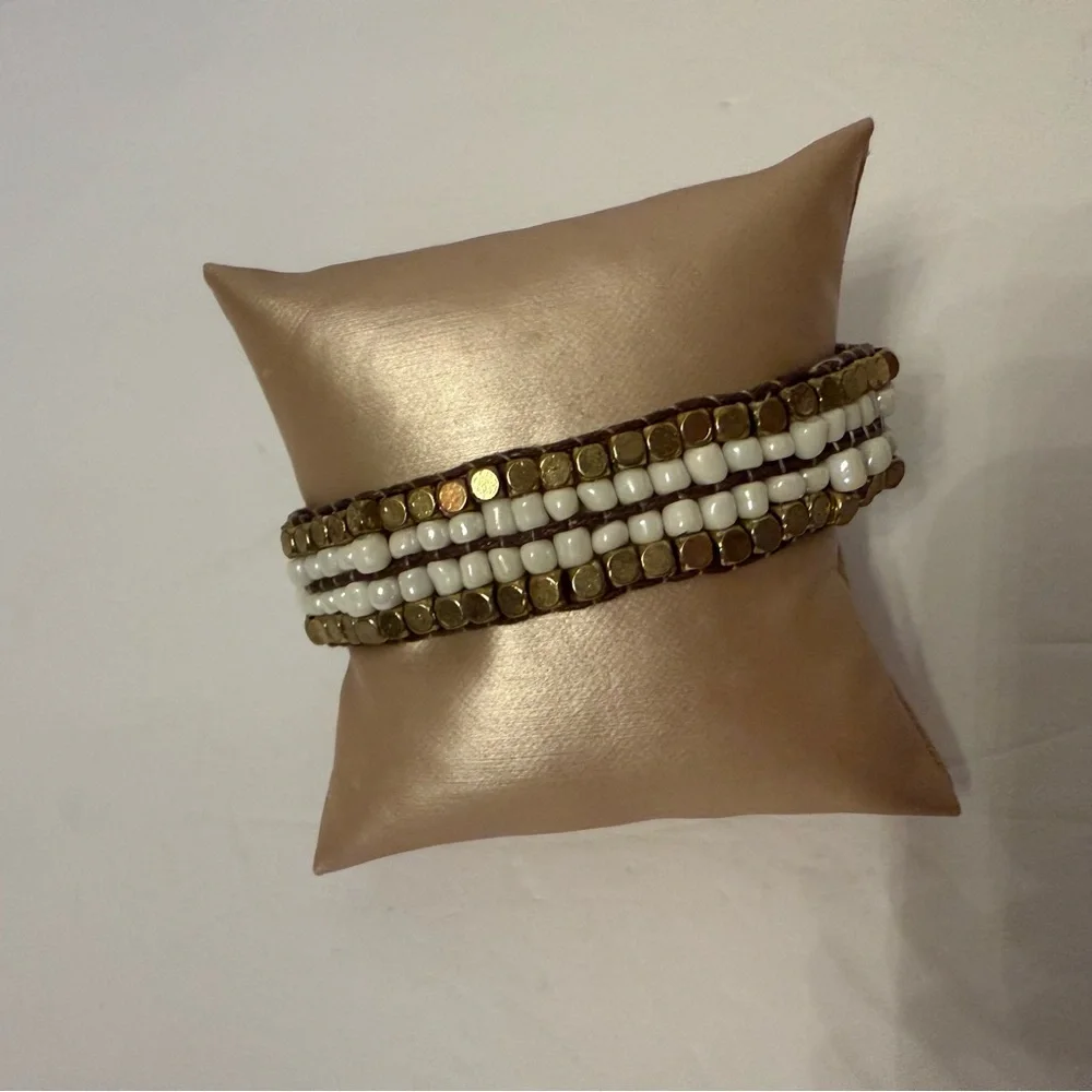 NEW BRACELET BEADED WHITE AND GOLDEN WITH BROWN STRING CINCH TIE